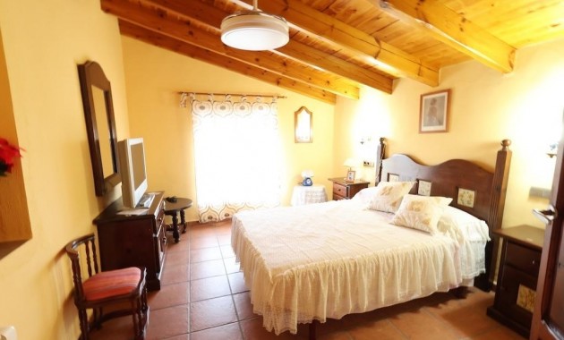 Herverkoop - Villa -
Fortuna - La garapacha