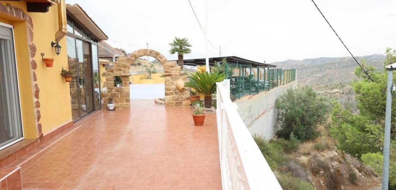 Herverkoop - Villa -
Fortuna - La garapacha