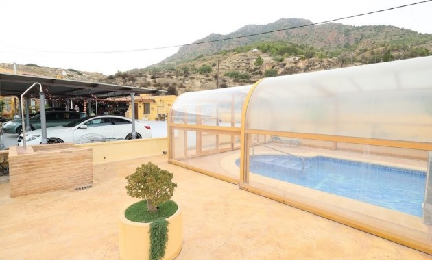 Herverkoop - Villa -
Fortuna - La garapacha