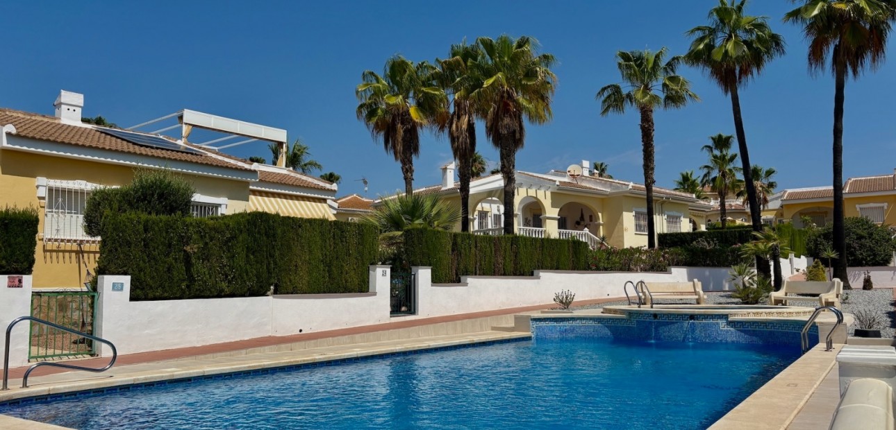 Herverkoop - Adosado -
Rojales - Ciudad Quesada