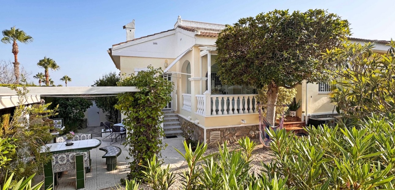 Herverkoop - Adosado -
Rojales - Ciudad Quesada