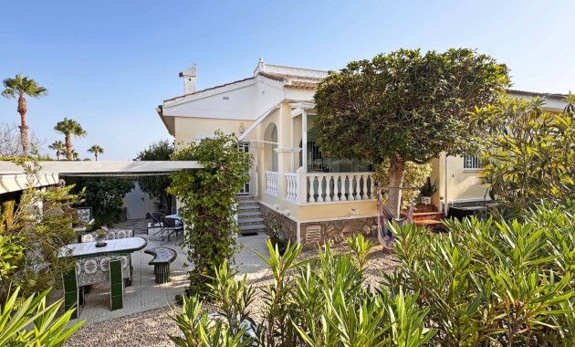 Herverkoop - Adosado -
Rojales - Ciudad Quesada