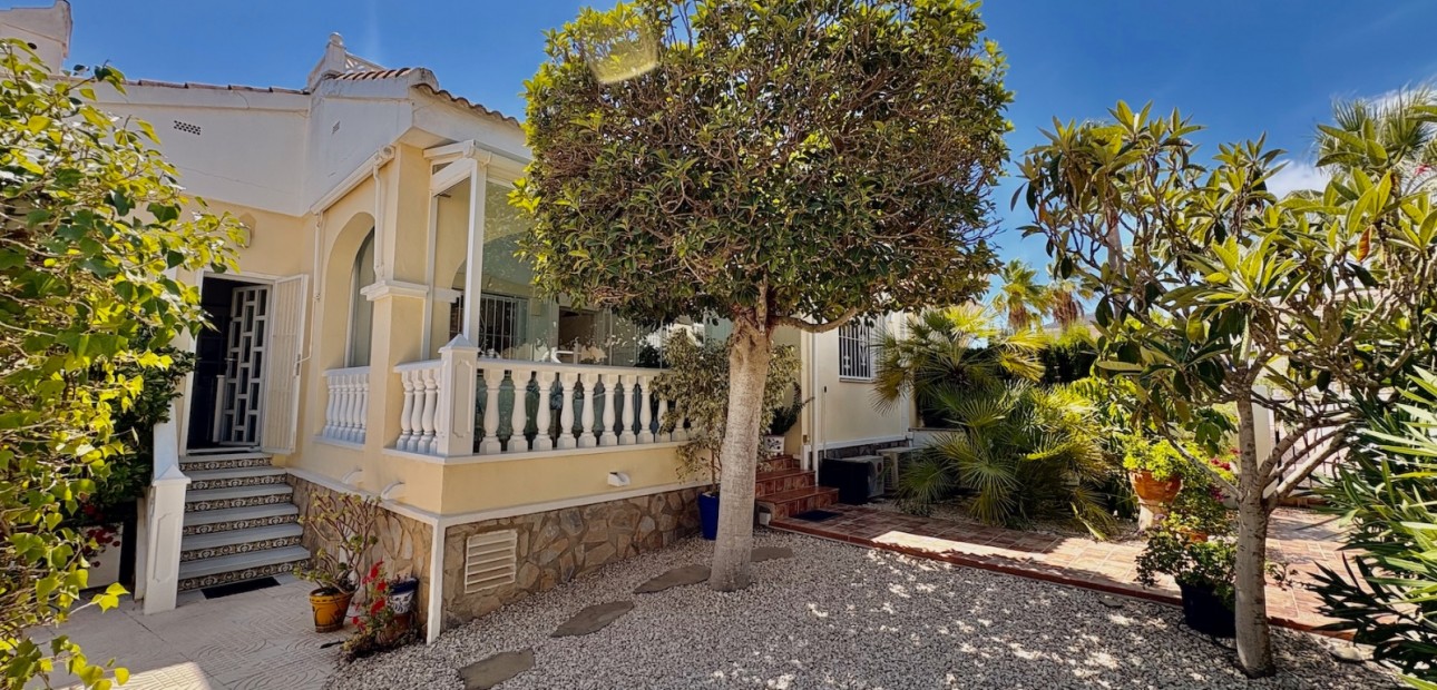 Herverkoop - Adosado -
Rojales - Ciudad Quesada