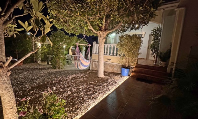 Herverkoop - Adosado -
Rojales - Ciudad Quesada