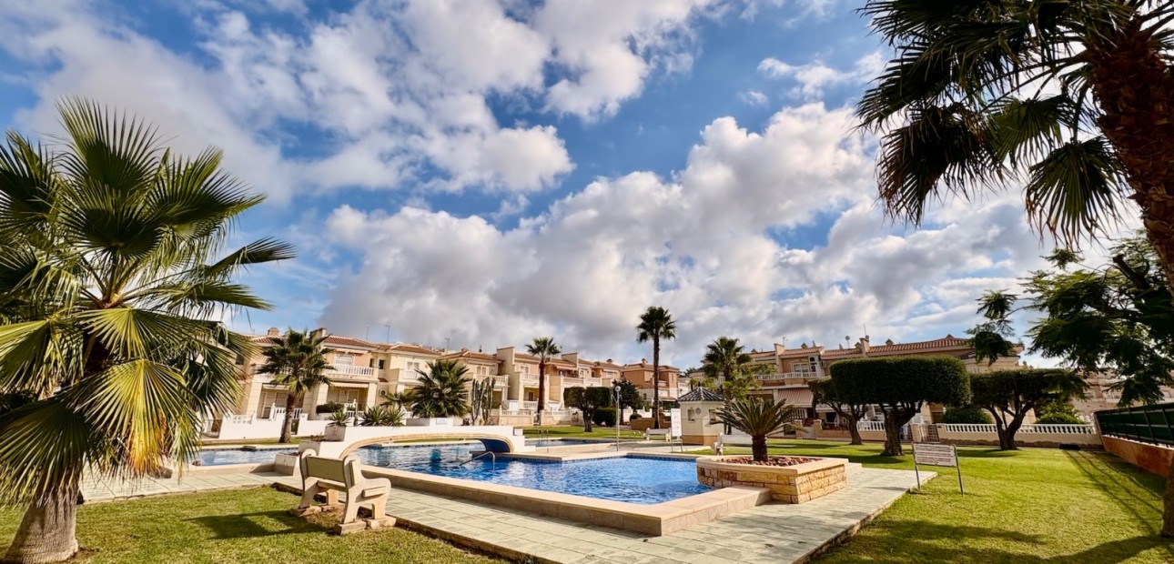 Herverkoop - Adosado -
Rojales - Ciudad Quesada