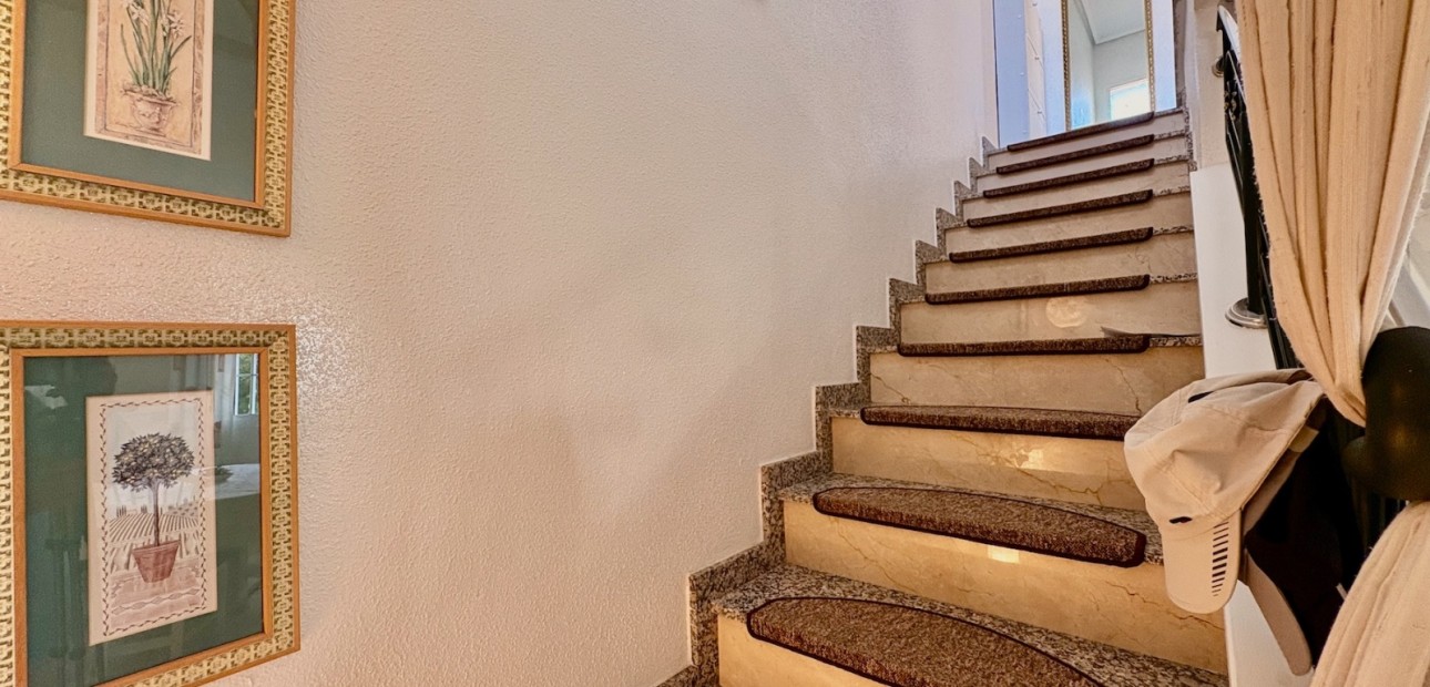 Herverkoop - Adosado -
Rojales - Ciudad Quesada