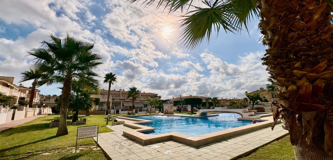 Herverkoop - Adosado -
Rojales - Ciudad Quesada