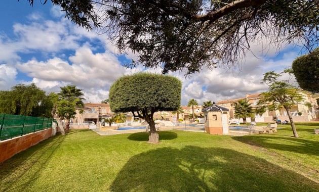 Herverkoop - Adosado -
Rojales - Ciudad Quesada