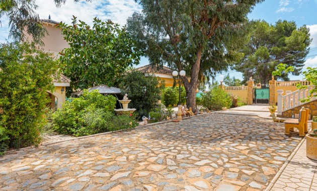 Herverkoop - Villa -
Jacarilla