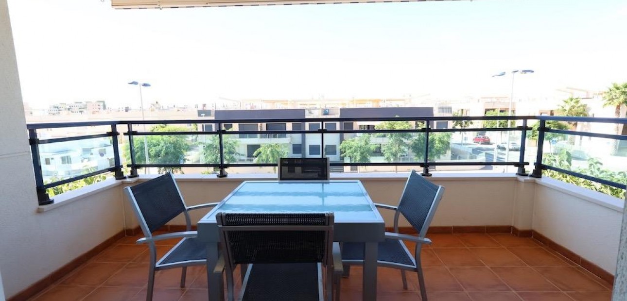 Herverkoop - Penthouse -
Pilar de la Horadada - Pueblo Latino