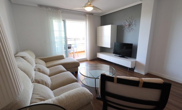 Herverkoop - Penthouse -
Pilar de la Horadada - Pueblo Latino