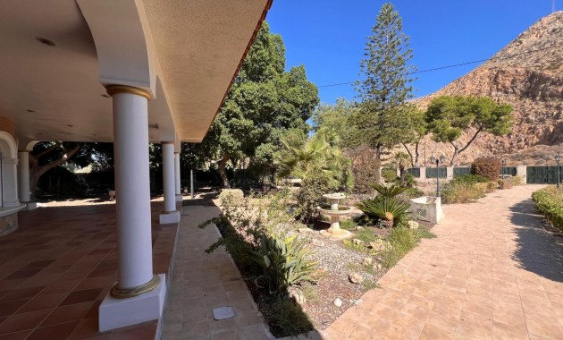 Herverkoop - Villa -
Callosa de Segura - Comunidad valenciana