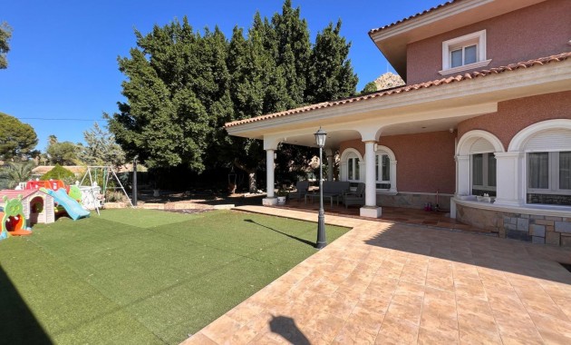 Herverkoop - Villa -
Callosa de Segura - Comunidad valenciana