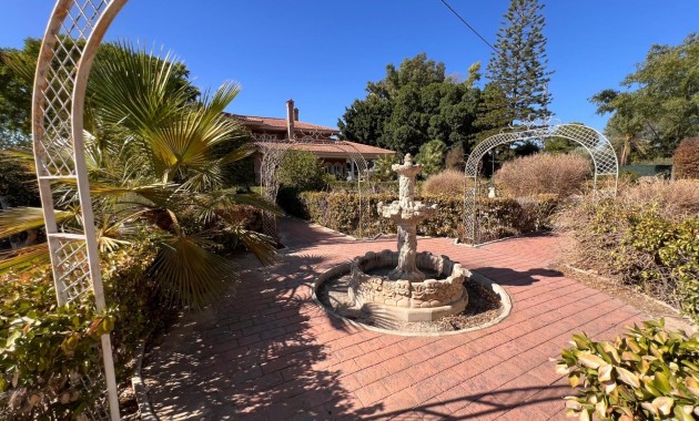 Herverkoop - Villa -
Callosa de Segura - Comunidad valenciana