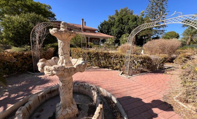 Herverkoop - Villa -
Callosa de Segura - Comunidad valenciana