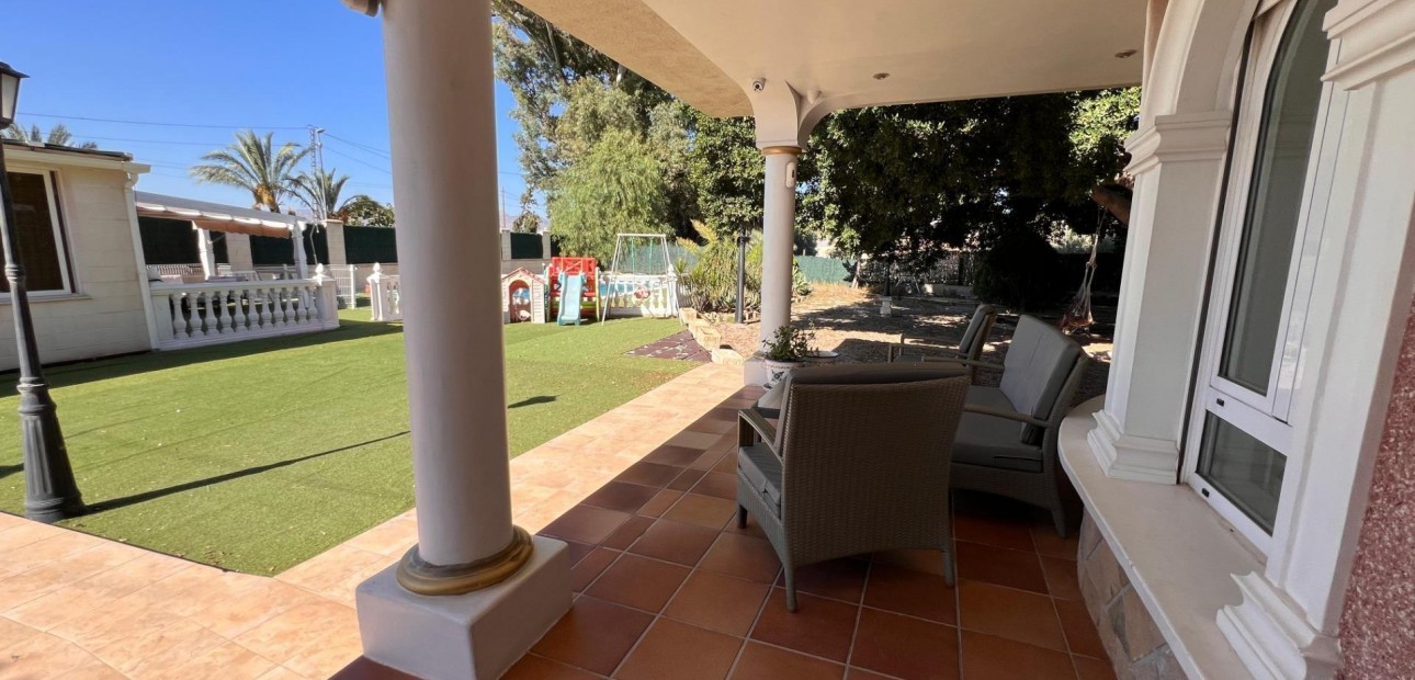 Herverkoop - Villa -
Callosa de Segura - Comunidad valenciana