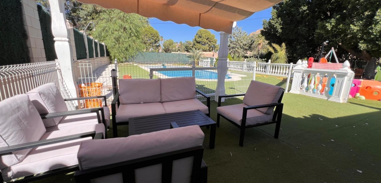 Herverkoop - Villa -
Callosa de Segura - Comunidad valenciana