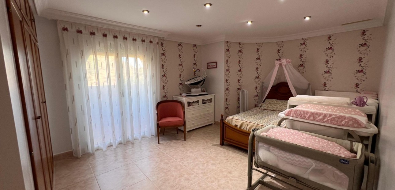 Herverkoop - Villa -
Callosa de Segura - Comunidad valenciana