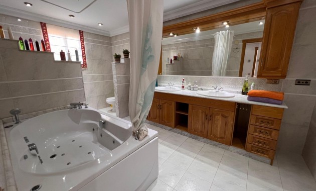 Herverkoop - Villa -
Callosa de Segura - Comunidad valenciana