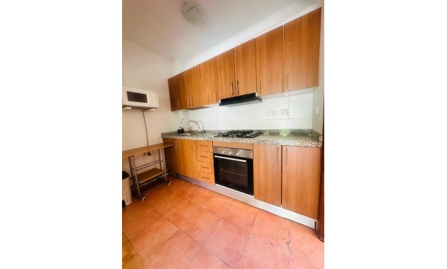 Herverkoop - duplex -
Torrevieja - Centro