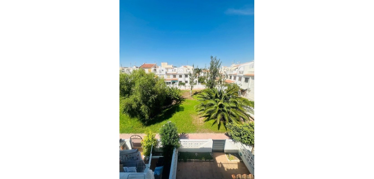 Herverkoop - duplex -
Torrevieja - Centro