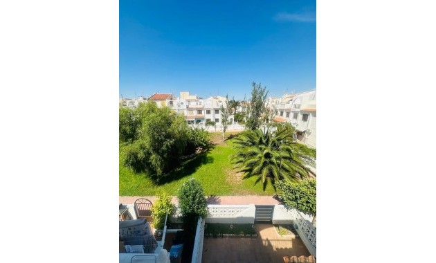 Herverkoop - duplex -
Torrevieja - Centro