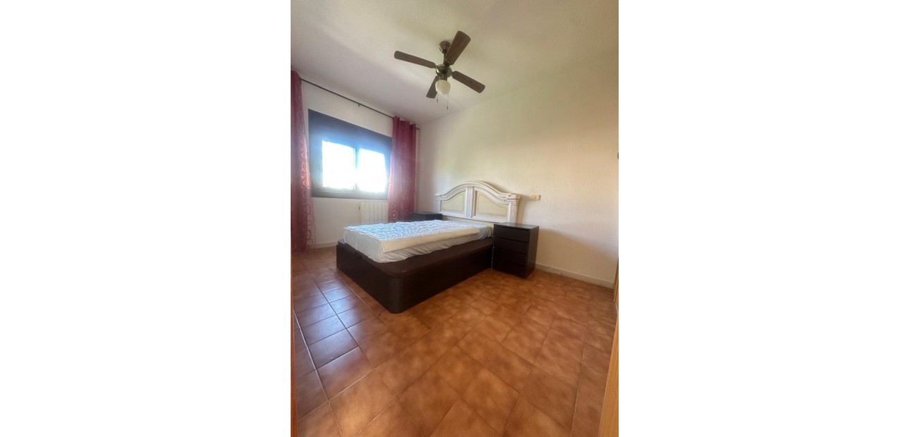 Herverkoop - duplex -
Torrevieja - Centro