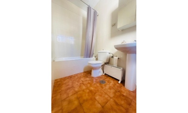 Herverkoop - duplex -
Torrevieja - Centro