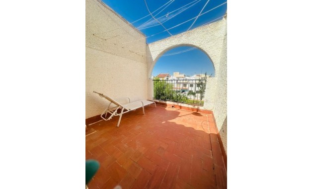 Herverkoop - duplex -
Torrevieja - Centro