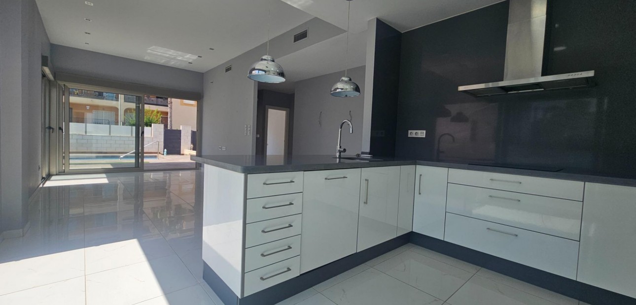 Venta - Villa -
Orihuela - La Matanza