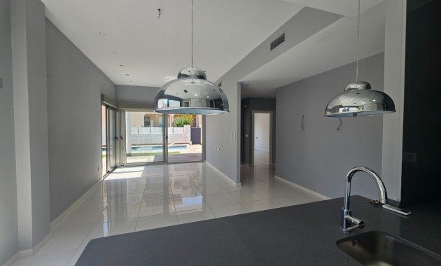 Venta - Villa -
Orihuela - La Matanza