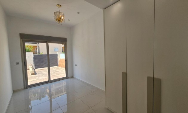 Venta - Villa -
Orihuela - La Matanza