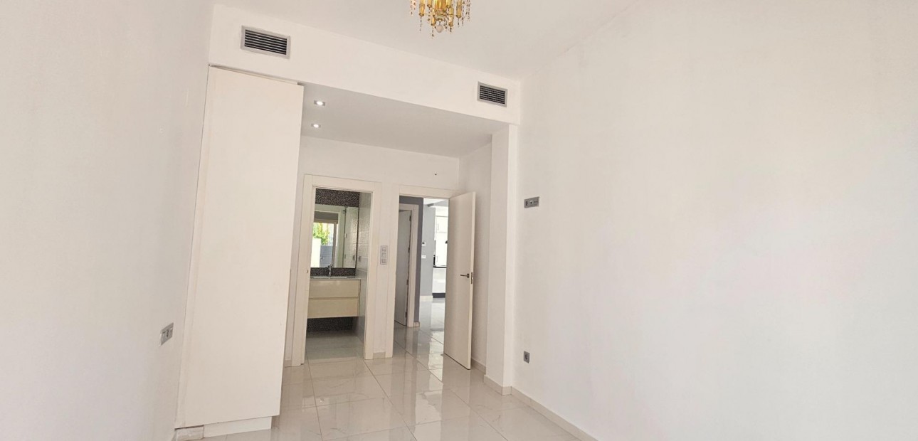 Venta - Villa -
Orihuela - La Matanza