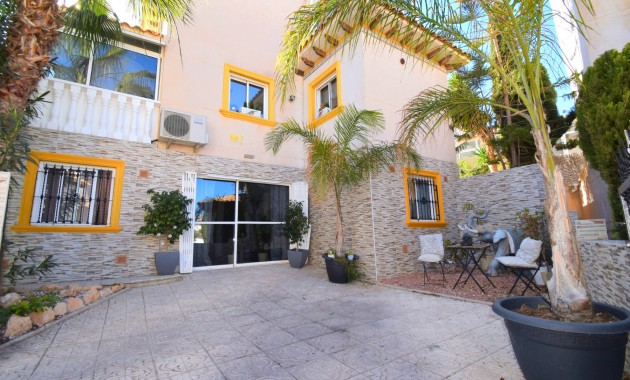Sale - Detached Villa -
Orihuela Costa - Playa Flamenca