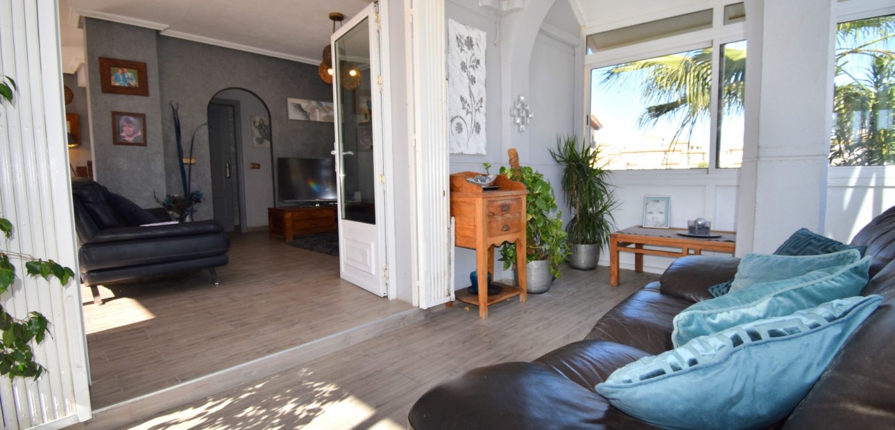 Sale - Detached Villa -
Orihuela Costa - Playa Flamenca