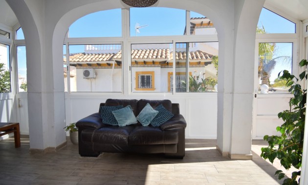 Sale - Detached Villa -
Orihuela Costa - Playa Flamenca