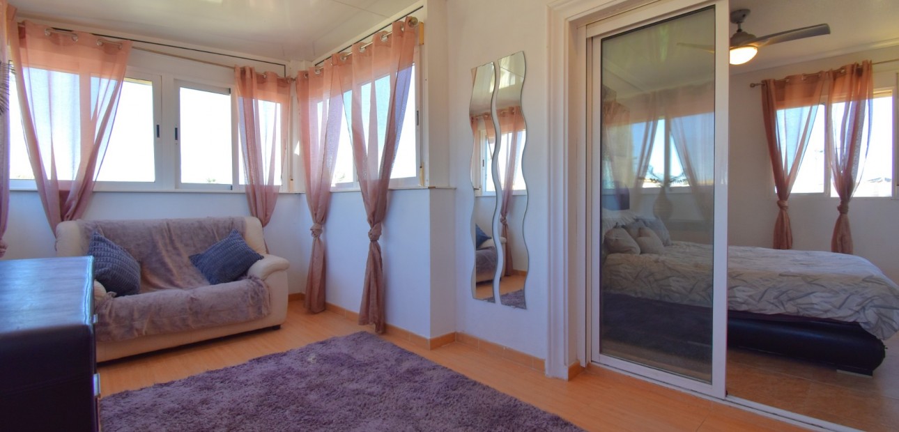 Sale - Detached Villa -
Orihuela Costa - Playa Flamenca