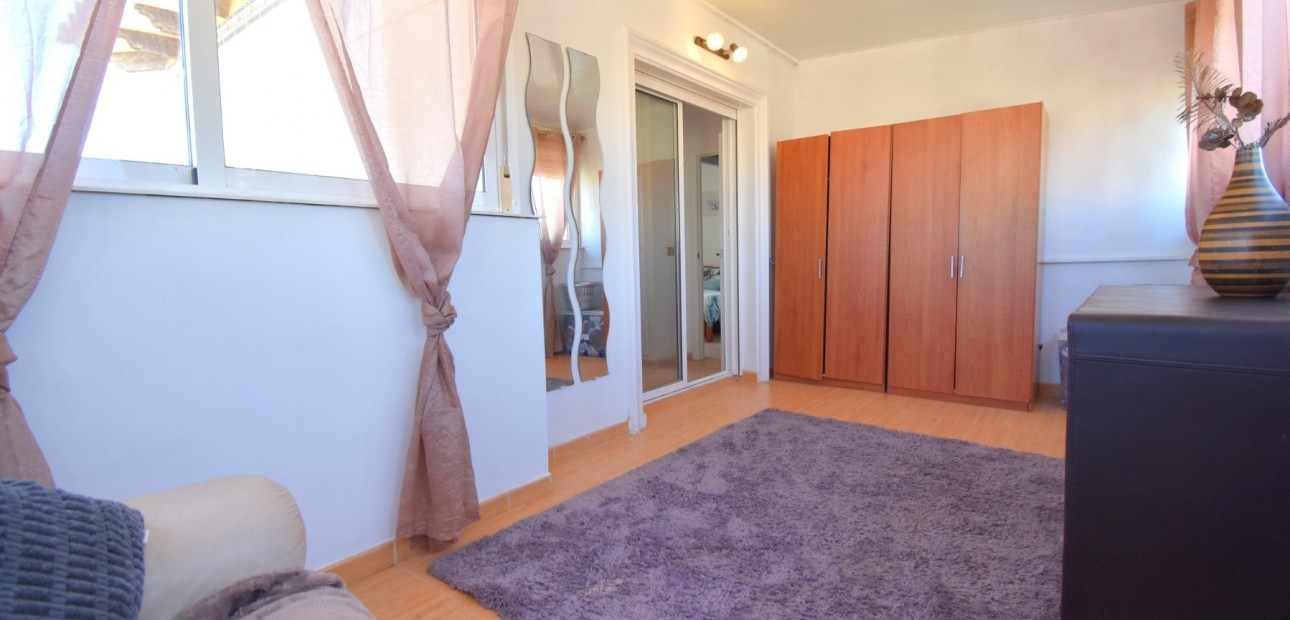Sale - Detached Villa -
Orihuela Costa - Playa Flamenca