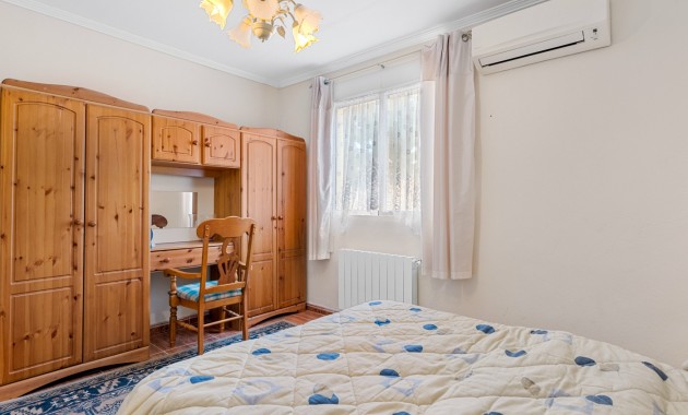 Herverkoop - Villa -
Jacarilla