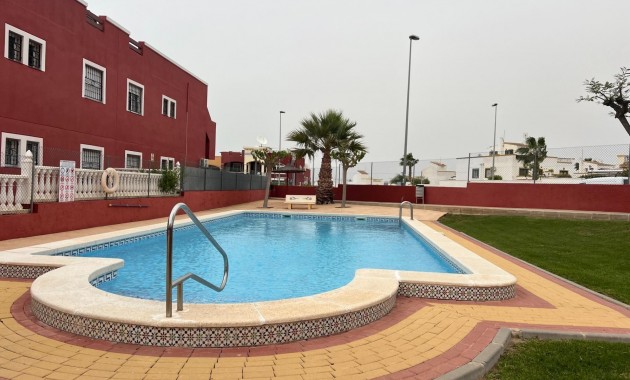 Venta - Bungalow -
Orihuela Costa - Los Altos