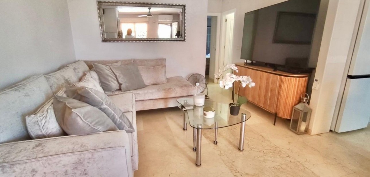 Herverkoop - duplex -
Orihuela Costa - La Regia