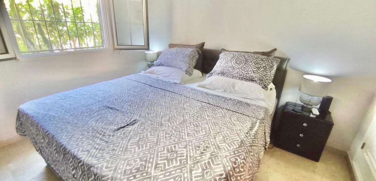 Herverkoop - duplex -
Orihuela Costa - La Regia