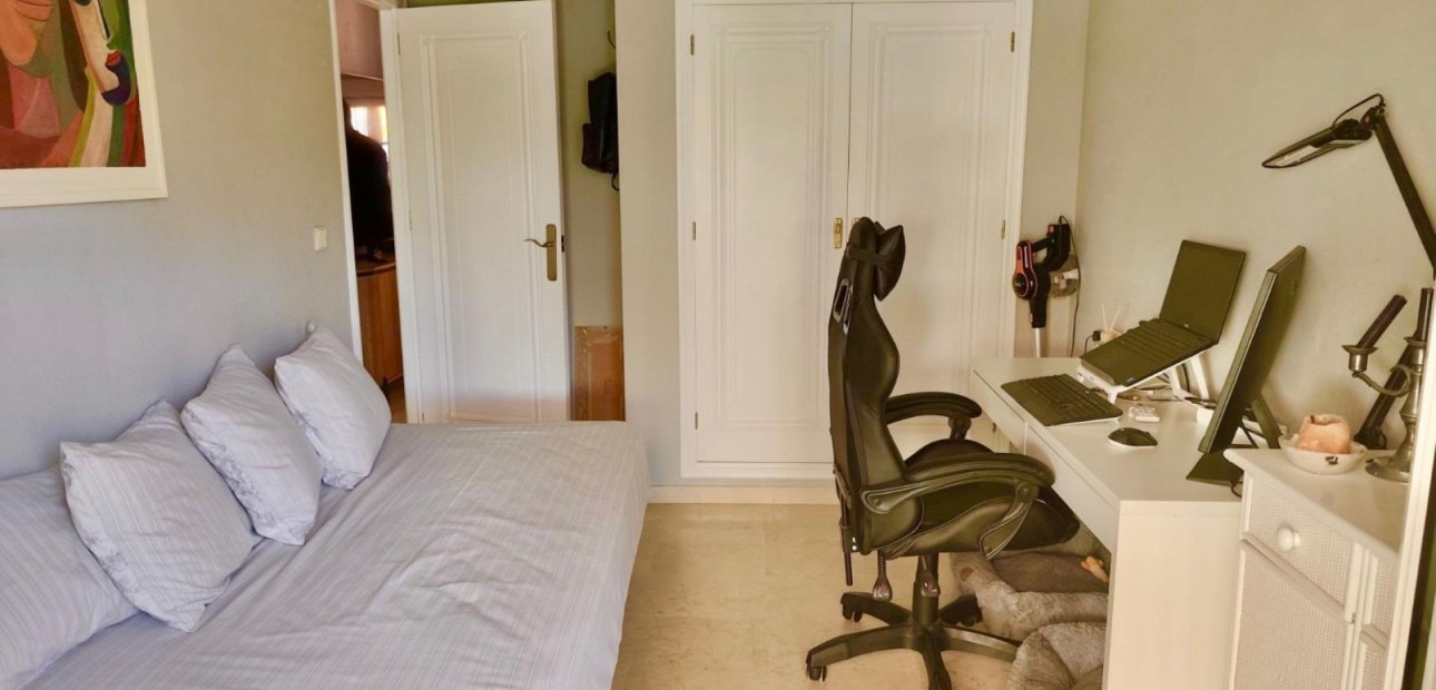 Herverkoop - duplex -
Orihuela Costa - La Regia