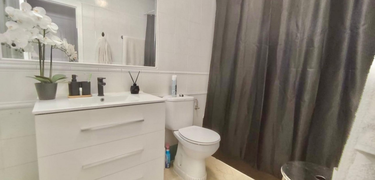 Herverkoop - duplex -
Orihuela Costa - La Regia