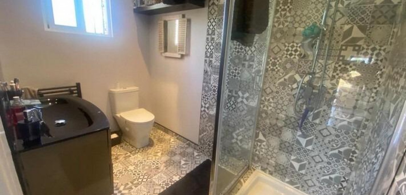 Herverkoop - Country House -
Albatera - Pueblo 11