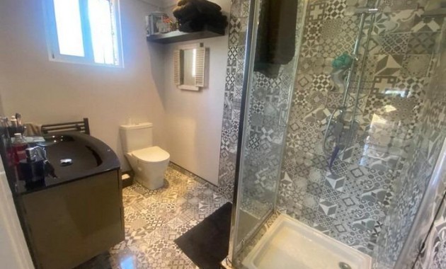 Herverkoop - Country House -
Albatera - Pueblo 11