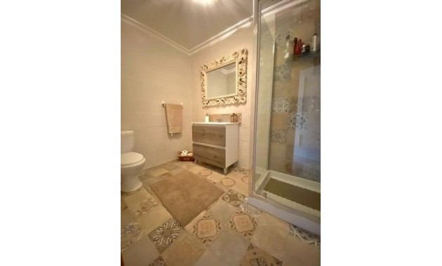 Herverkoop - Country House -
Albatera - Pueblo 11