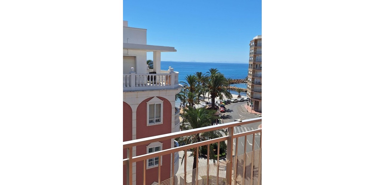 Venta - Apartamento / piso -
Torrevieja - Playa del cura