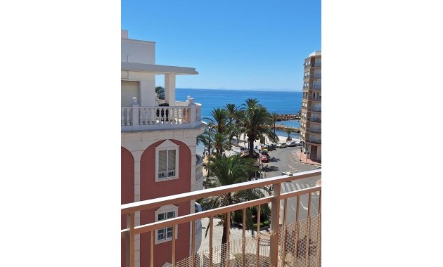 Venta - Apartamento / piso -
Torrevieja - Playa del cura