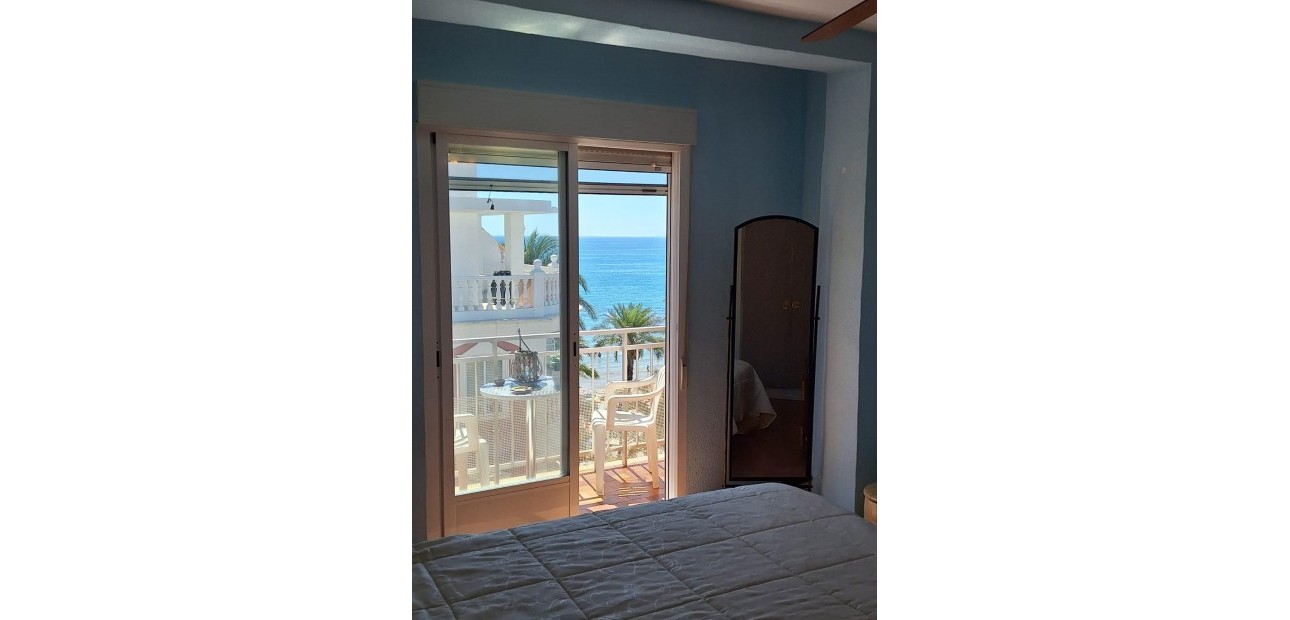 Venta - Apartamento / piso -
Torrevieja - Playa del cura